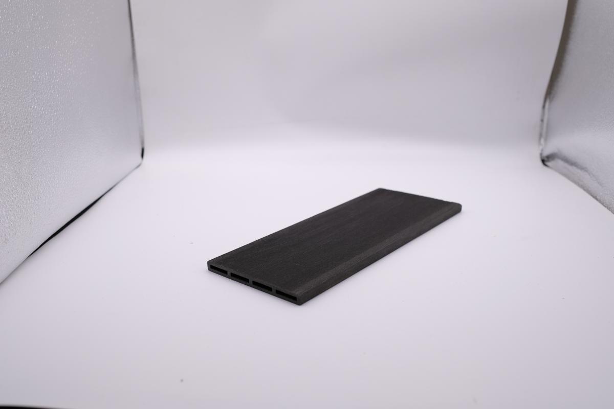 سياج تقليدي wpc Alu شرائح B مجوف 115X10mm لوحة سياج خاصة للحديقة للبيع بالجملة صورة مميزة