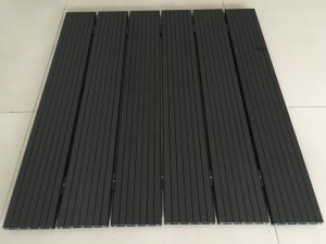 Traditionelle WPC-Terrassendiele, hohl, 4 quadratische Löcher, 144 x 21 mm, Duo, hellgrau, einfach zu installieren, Neupreis