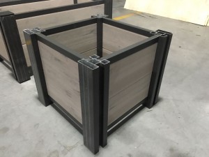 صندوق زهور قابل للتخصيص ديكور خارجي لحديقة المنزل DIY WPC مركب من الخشب والبلاستيك مزارعي الزهور وأواني زارع wpc